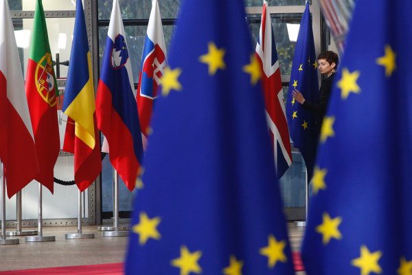 Confianza económica en la eurozona anota tercer mes consecutivo de bajas