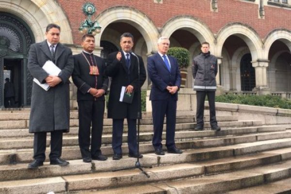 Ministro de Justicia boliviano ve la postura de Chile en La Haya como un "suicidio jurídico"
