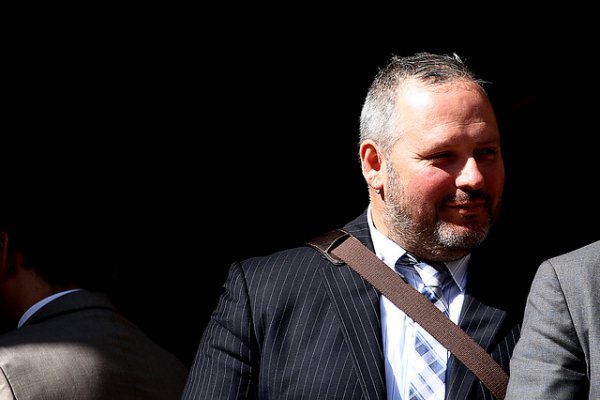 Caso Caval: Corte levanta medidas cautelares para Sebastián Dávalos por viaje de negocios