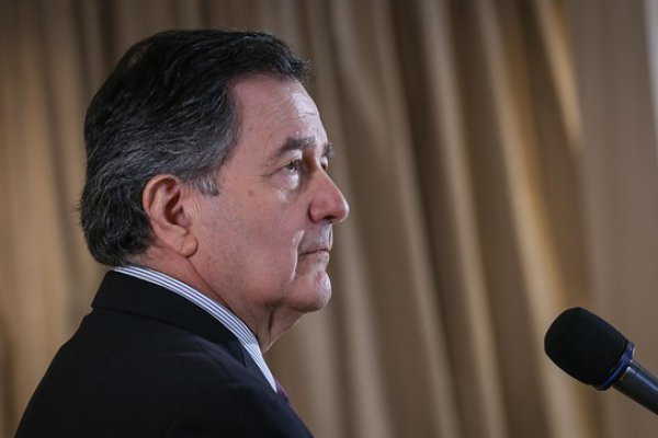 Gobierno chileno pide “racionalidad” y gremios monitorean con preocupación