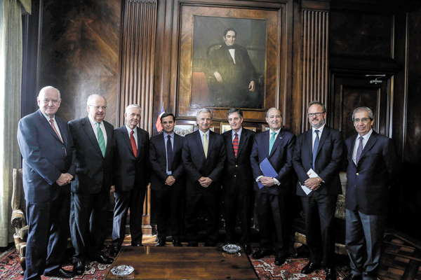 Hacienda y CPC conforman mesa de trabajo para impulsar la inversión
