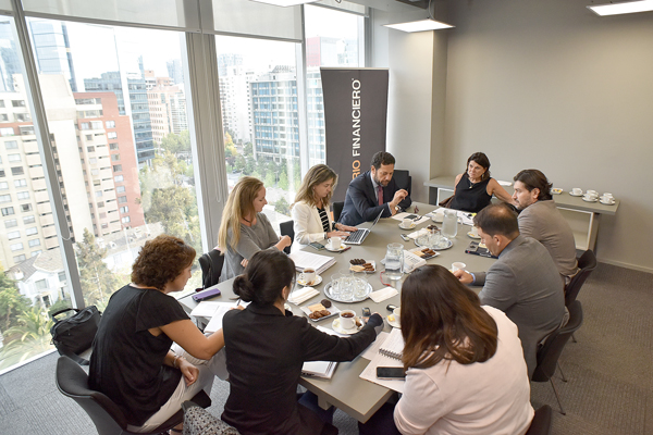 Actores destacan mayor capacitación sindical y acceso a la información