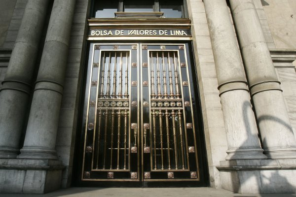 JPMorgan advierte que Perú podría ser rebajado a categoría de "mercado frontera"