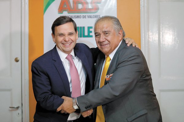 Agenda de Swett pone foco en mercado laboral del futuro y en políticas públicas