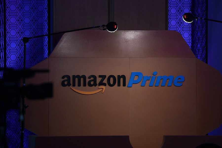 <p>¿Se le escapa negocio a Latam? Amazon conversa con aerolínea Azul para distribuir sus despachos en Brasil</p>