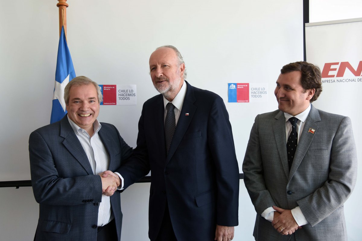 <p>André Sougarret deja Codelco y arriba a la Enami</p>
