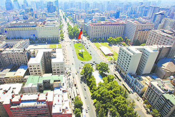 Santiago es la segunda ciudad con el metro cuadrado más caro de la región