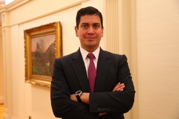 Gobierno nombra a execonomista jefe de Santander como vicepresidente de Banco Estado