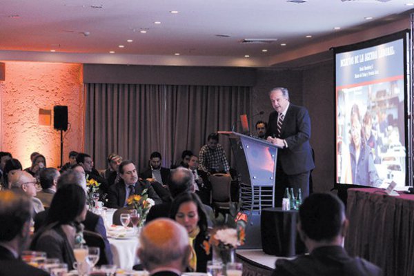 Monckeberg: “Hay que hacer cambios a la reforma”