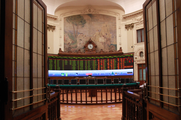 Salmones Camanchaca reacciona al alza en bolsa tras reportar positivos resultados