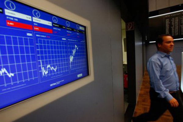 La bolsa de Milán cayó con fuerza ante incertidumbre en Italia