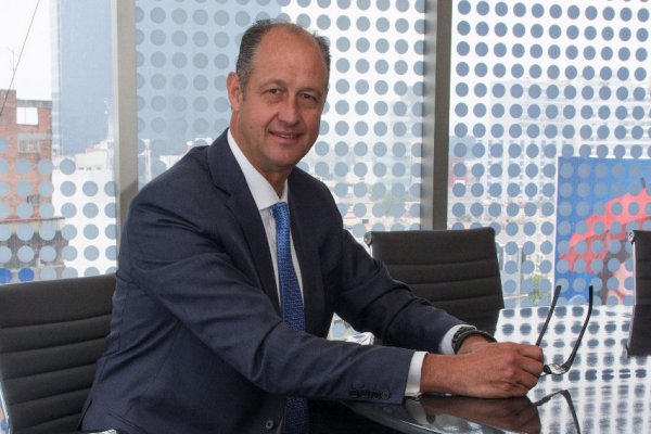 Empresario mexicano: "Con el nuevo gobierno cambió dramáticamente la perspectiva de inversión en Chile"
