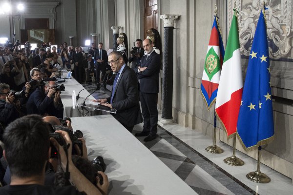 Italia se encamina a nuevas elecciones en medio de turbulencias tras fracaso en formar gobierno