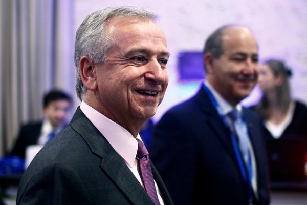 Larraín va a reunión ministerial de la OCDE