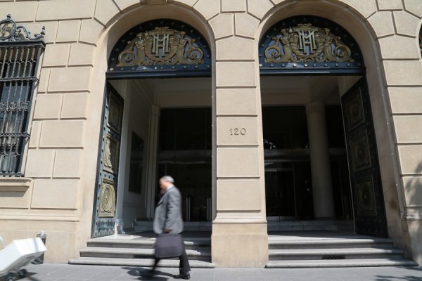 Hacienda aborda con Sbif alcance de virus informático
