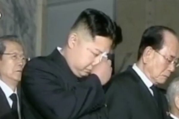 ¿Por qué llora Kim? Sorprendente video del líder norcoreano sugiere que se avecinan cambios dramáticos en el país