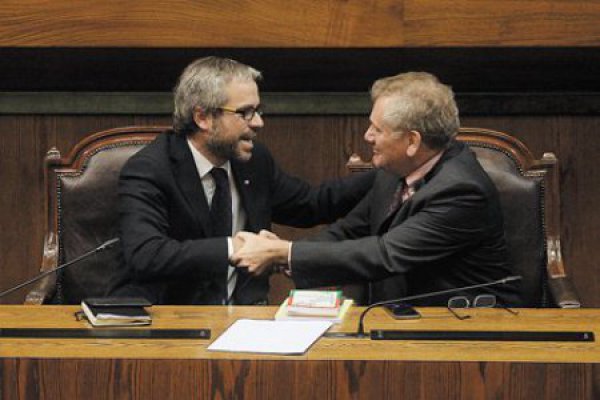 Se arma la lista de candidatos para ser el primer ministro de Ciencia y Tecnología