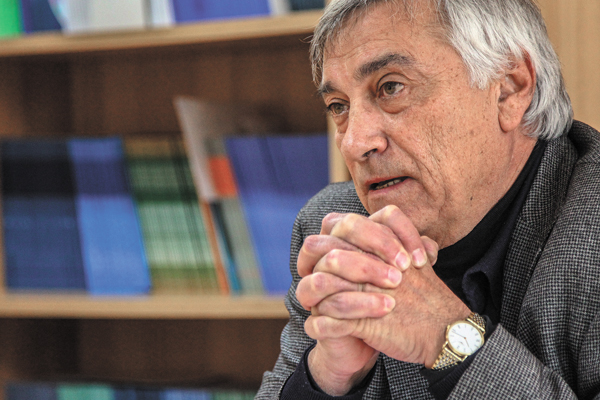 La fórmula Marfán para avanzar a un nuevo ciclo de desarrollo: adoptar una “copia inteligente”