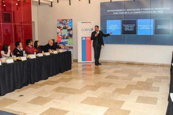 Corfo pone en marcha inédito Consejo de Emprendimiento para diseñar estrategia nacional 2018-2021