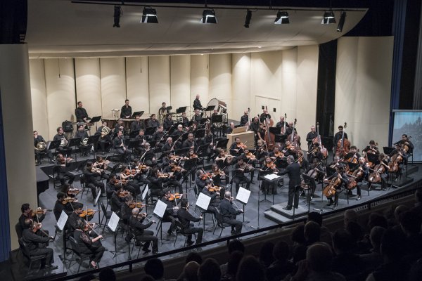 Sinfonía para Familias II: “La Voz de la Música”