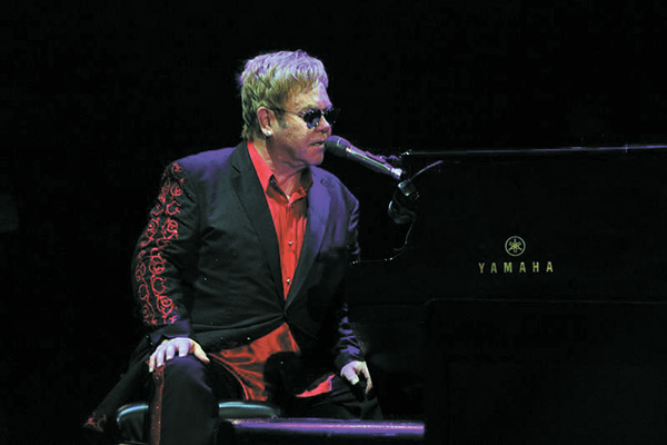 Homenaje a Elton John en Vitacura