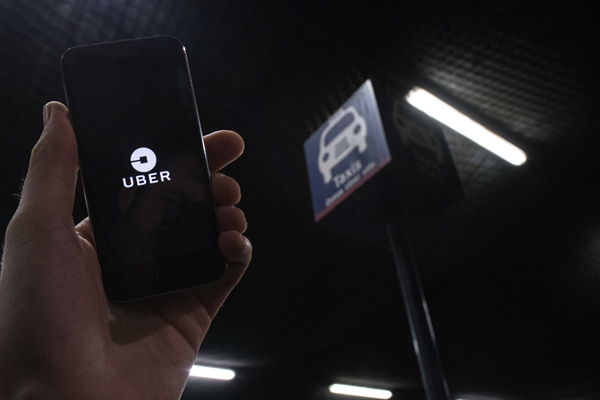 Uber empieza hoy su batalla legal para recuperar la licencia en Londres