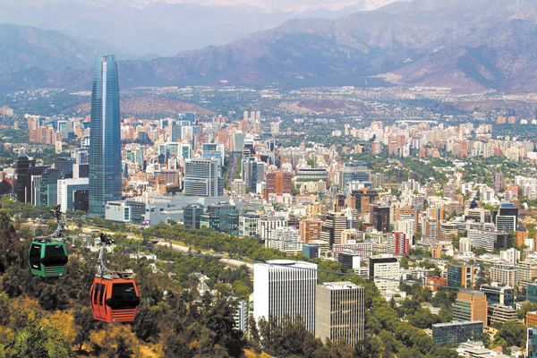 Santiago saca ventaja: ingreso de hogares capitalinos supera en casi $ 350 mil al de las regiones
