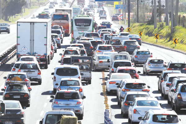 <p>MOP reactiva terceras pistas a Rancagua, pero deja en suspenso ampliación hasta Talca</p>