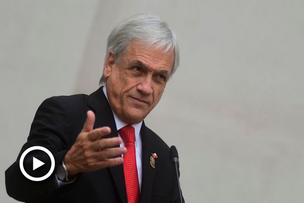 Piñera anuncia medidas para fin de discriminación de la banca a adultos mayores