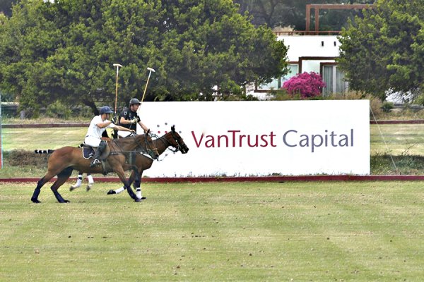 Vantrust se prepara para instalarse con una AGF