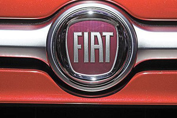 Trabajadores de FIAT protestan por el fichaje de Cristiano y anuncian huelga