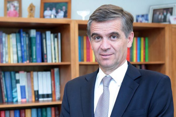 Rodrigo Vergara aterriza en el directorio de Banco Santander como primer vicepresidente