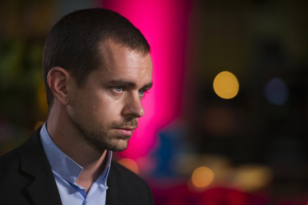 Paradoja: CEO de Twitter pierde 200.000 seguidores tras purga cuentas falsas