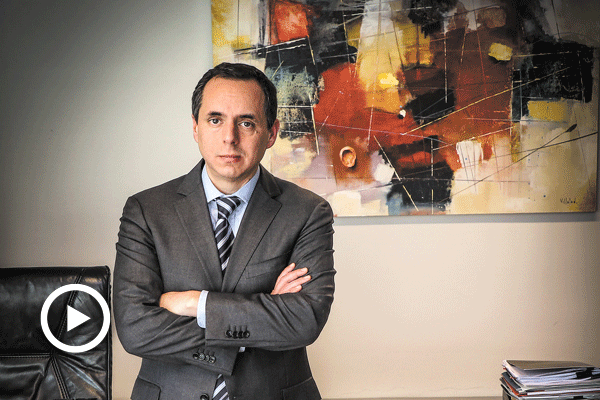 UAF exige al sector financiero informar "verdaderos dueños" de las empresas que son sus clientes