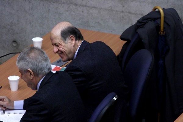 Bloomberg por el final de casos Penta y SQM: "Deja un sabor amargo en Chile"