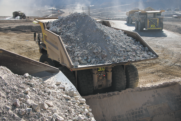 Mercado cree que últimas bajas del cobre le dan un sesgo optimista a alza de Hacienda