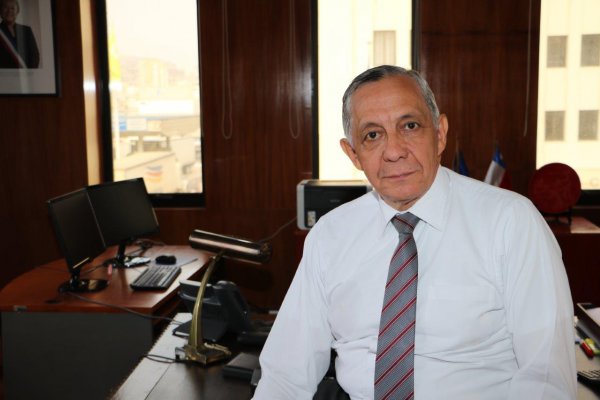 Gobierno acepta renuncia del Director Nacional del Servicio Nacional de Aduanas tras 40 años al interior de la institución