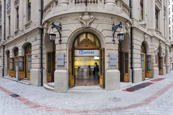 Tanner coloca bonos en el mercado local por 500.000 UF