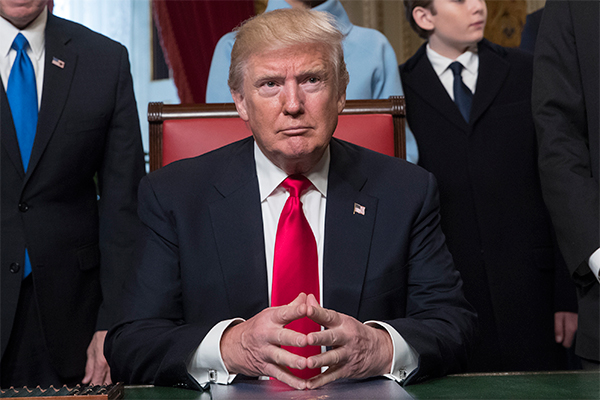 Esto no para: Trump afirma estar "dispuesto" a imponer US$ 500.000 millones en aranceles a China y dispara contra Europa
