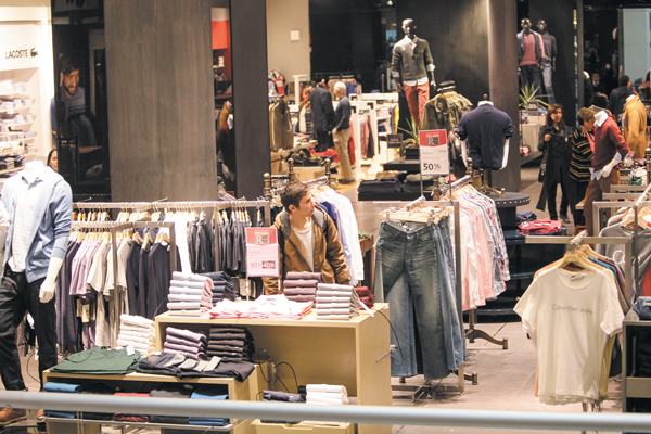 Comercio se recupera en junio y ventas anotan segundo mayor avance del año