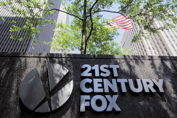 Los accionistas dan luz verde a la compra de los activos de Fox por parte de Disney