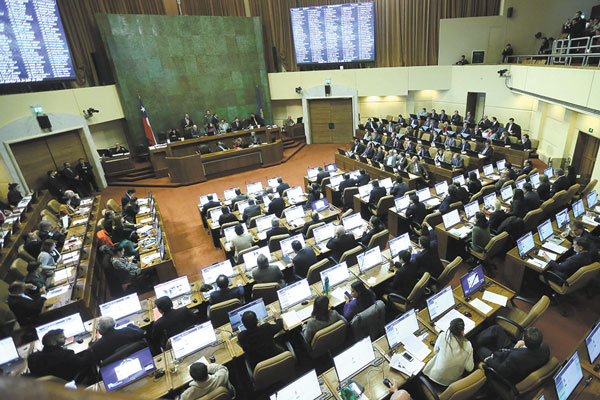 Gobierno se da mayor margen para debate de pago a 30 días en medio de reparos de parlamentarios