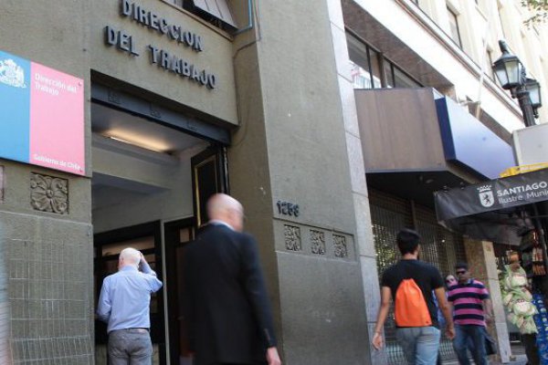La polémica sigue: grupo de 28 abogados respaldan dictamen de grupos negociadores