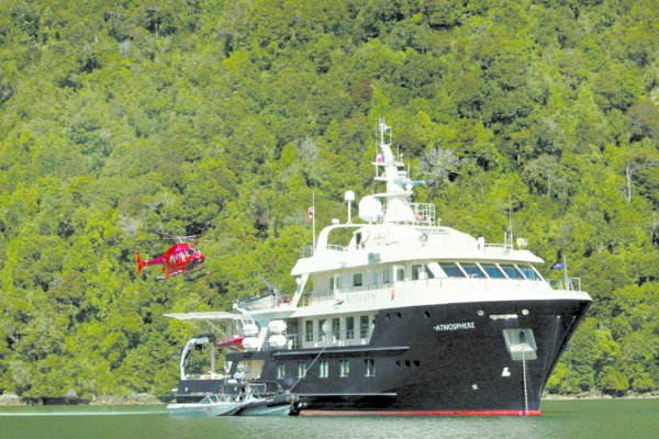 Exclusivo barco de Andrés Ergas lleva dos años en venta
