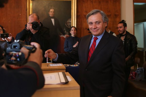 El nuevo decano de la Facultad de Derecho de la UdeCh