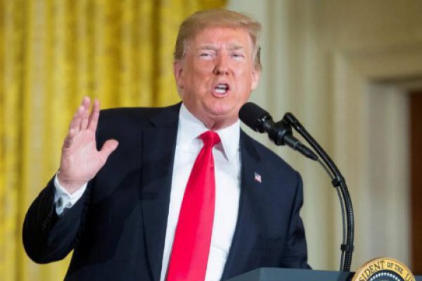 Trump quiere poner fin a obligación de empresas de entregar balances de resultados trimestrales