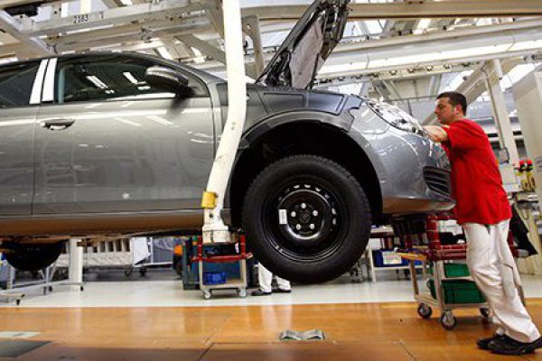 Volkswagen llama a revisión a unos 700.000 vehículos