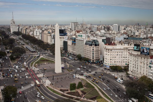 Los "cuadernos de las coimas" en Argentina ahora involucran a empresarios extranjeros