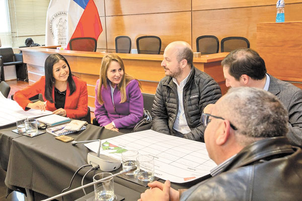 Bermúdez nombra nueva subcontralora y Ciro Colombara defenderá a Dorothy Pérez