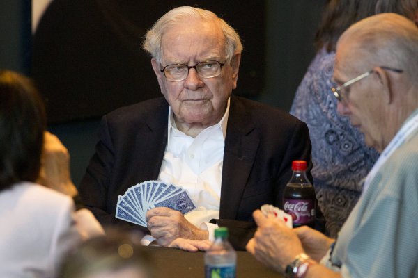 Un falso Warren Buffett genera furor en Twitter con miles de seguidores